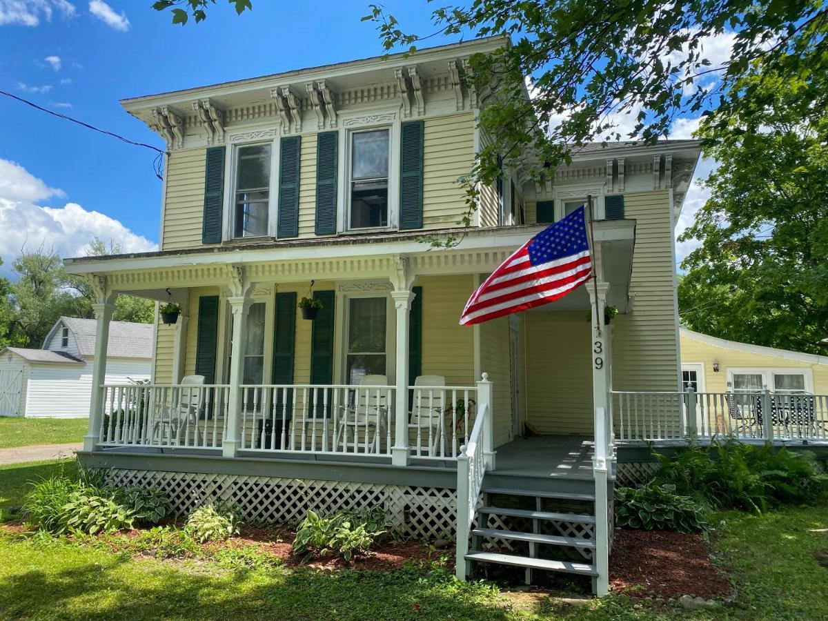 The Kelly House - 4 Bedroom Historic Lodge - Downtown Ellicottville Bagian luar foto