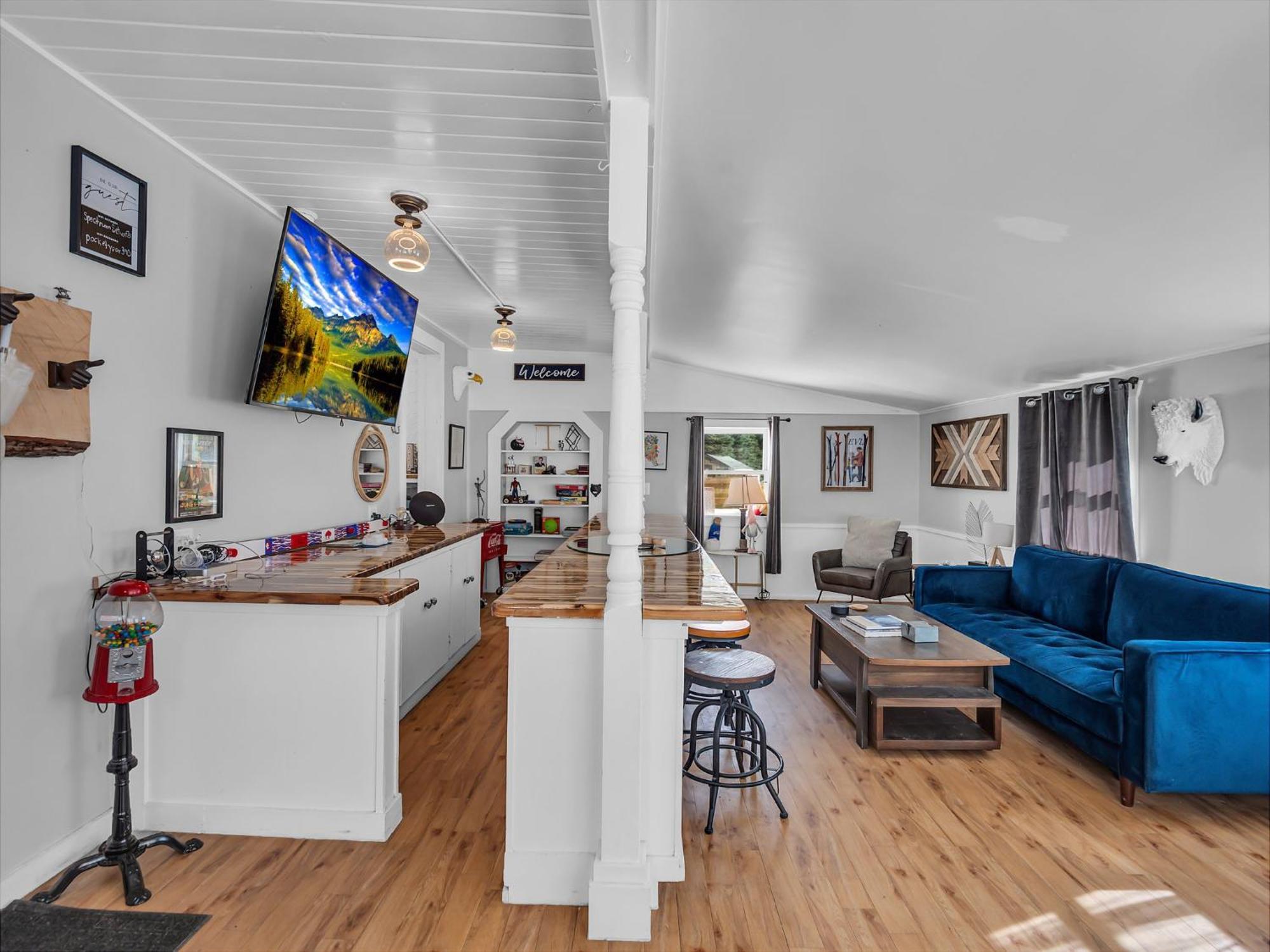 The Kelly House - 4 Bedroom Historic Lodge - Downtown Ellicottville Bagian luar foto