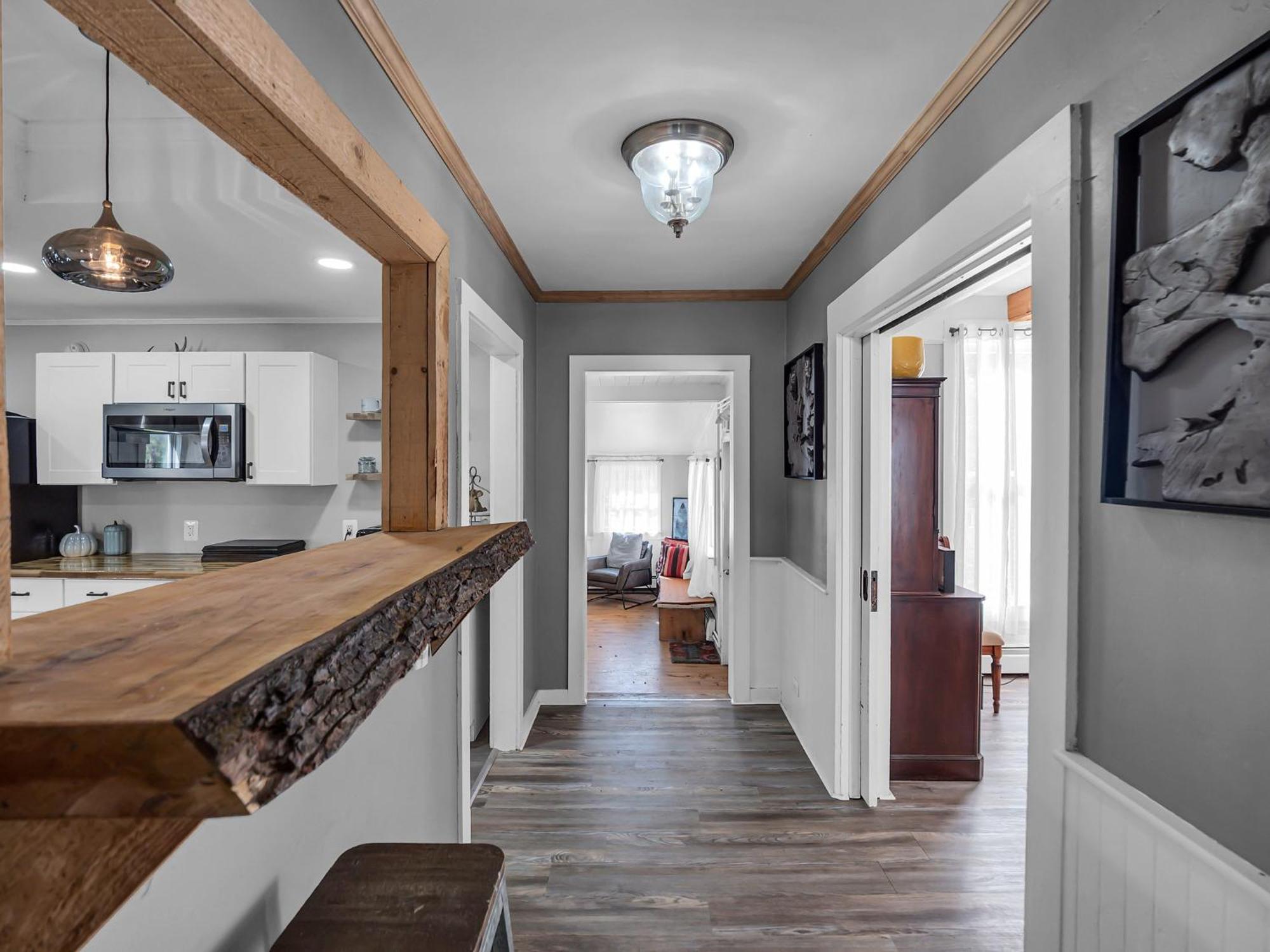 The Kelly House - 4 Bedroom Historic Lodge - Downtown Ellicottville Bagian luar foto