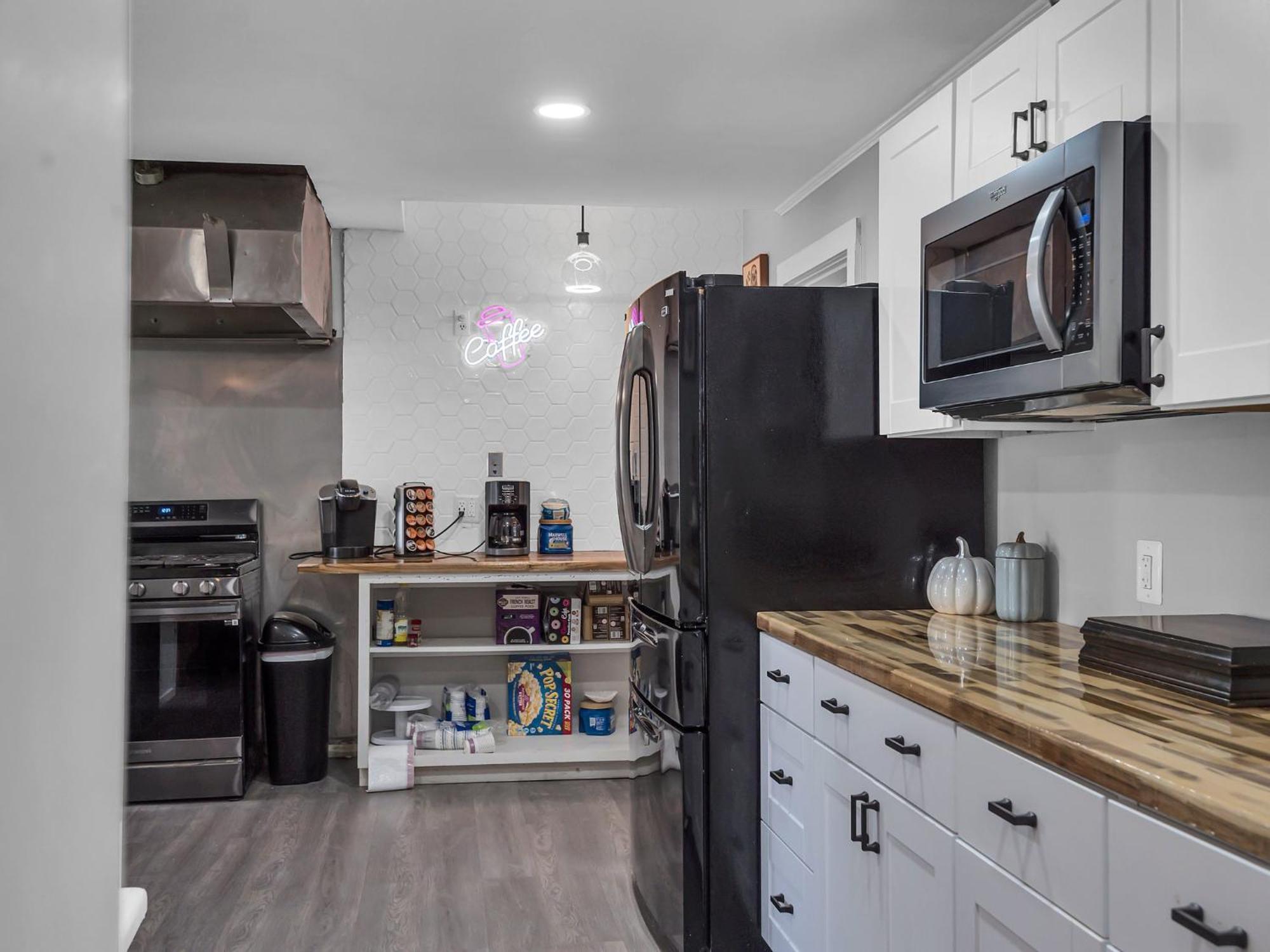 The Kelly House - 4 Bedroom Historic Lodge - Downtown Ellicottville Bagian luar foto
