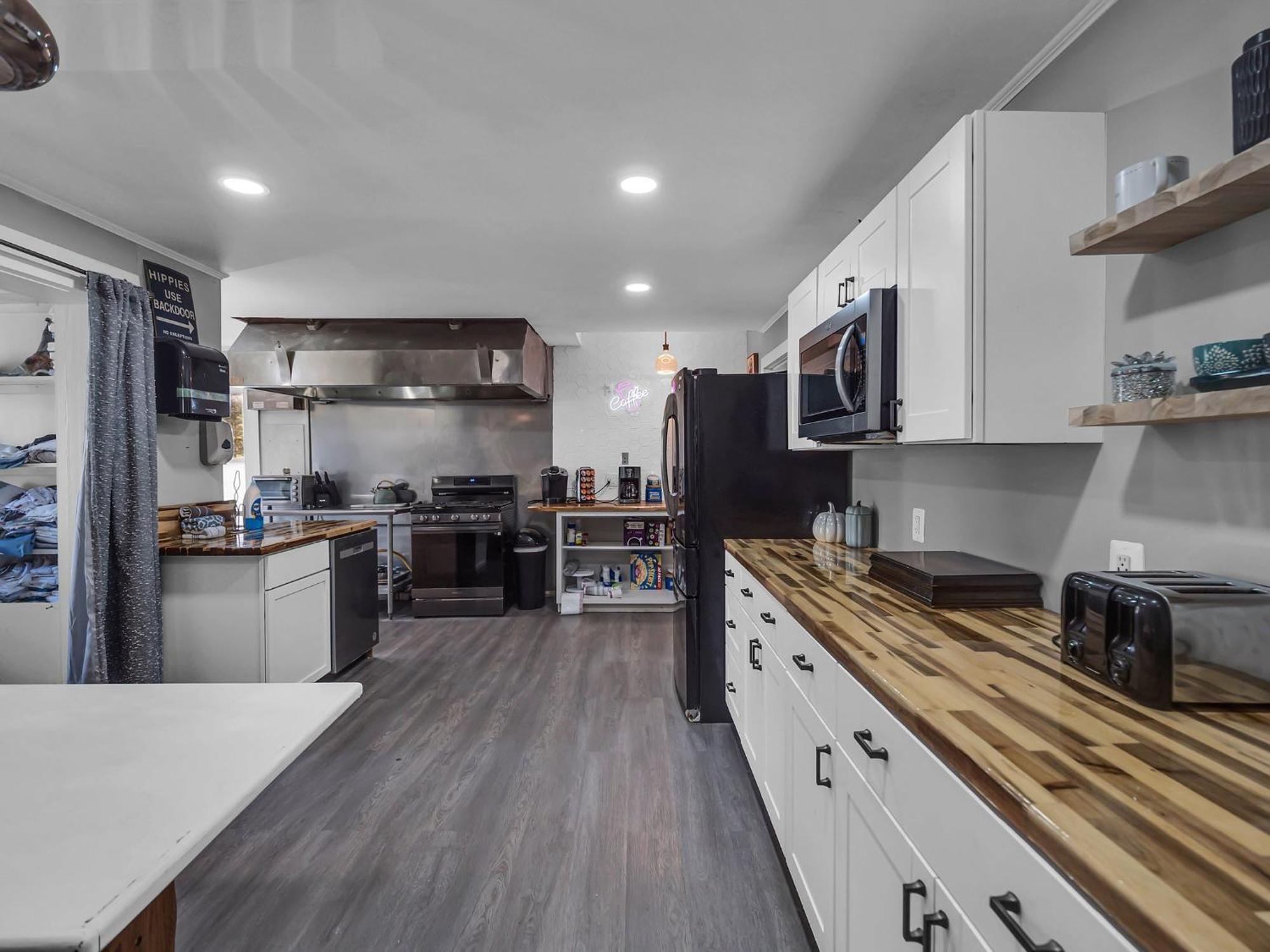 The Kelly House - 4 Bedroom Historic Lodge - Downtown Ellicottville Bagian luar foto