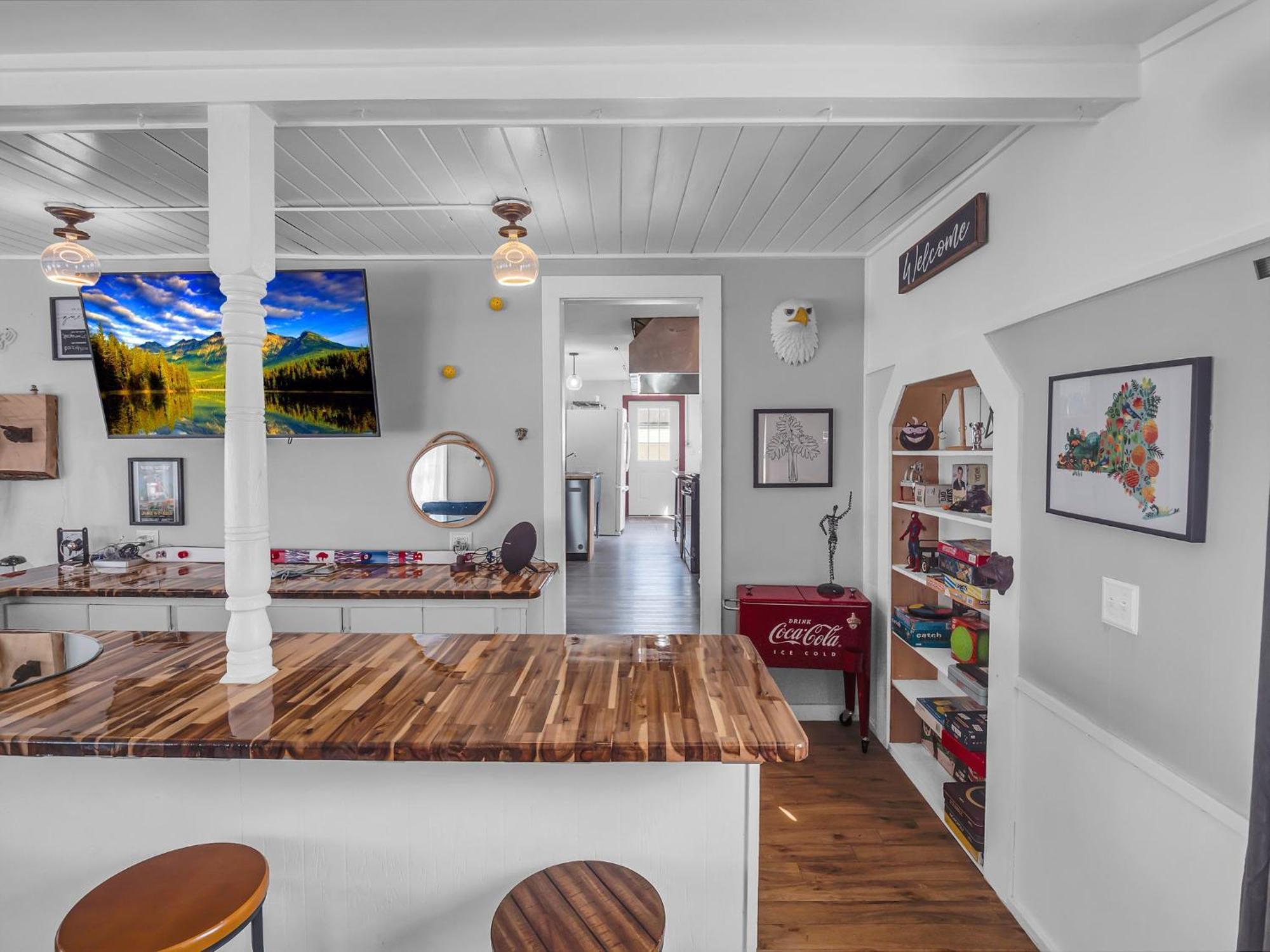 The Kelly House - 4 Bedroom Historic Lodge - Downtown Ellicottville Bagian luar foto